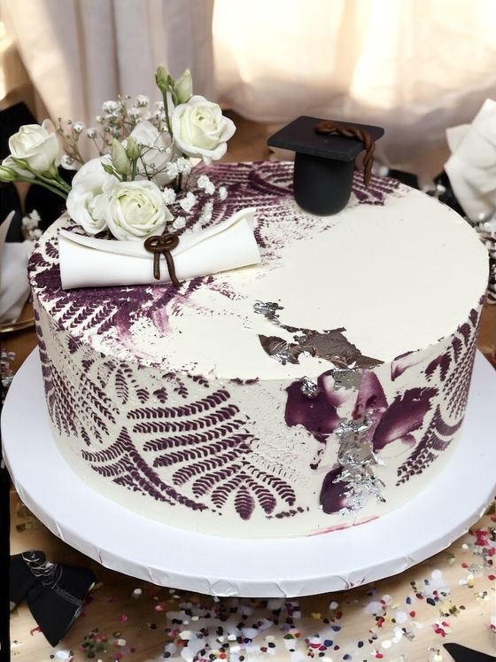Neska Tortaműhely – ballagási torta (683. kép)