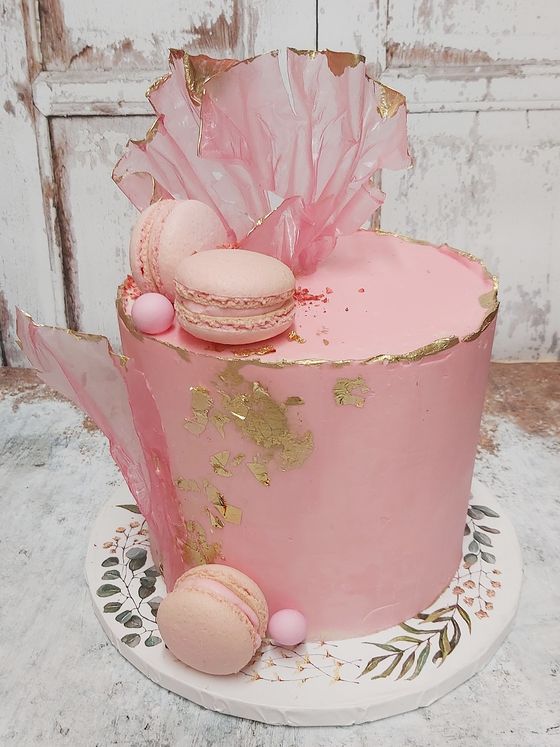 Neska Tortaműhely – design torta (459. kép)