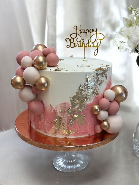 Neska Tortaműhely – design torta (462. kép)
