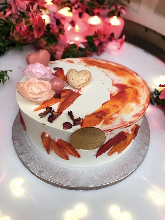 Neska Tortaműhely – design torta (491. kép)
