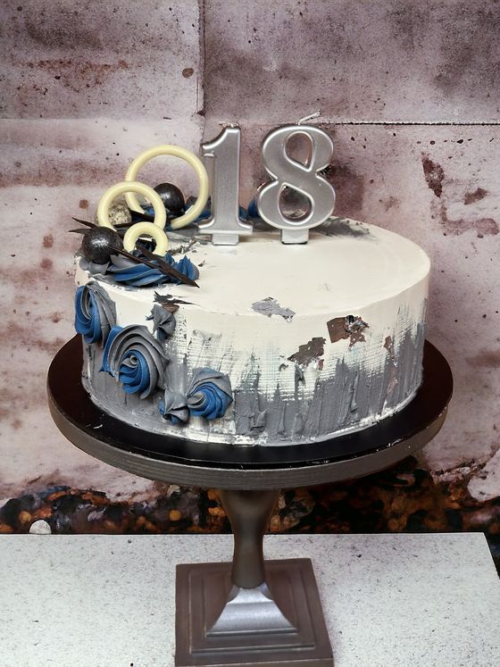Neska Tortaműhely – design torta (499. kép)