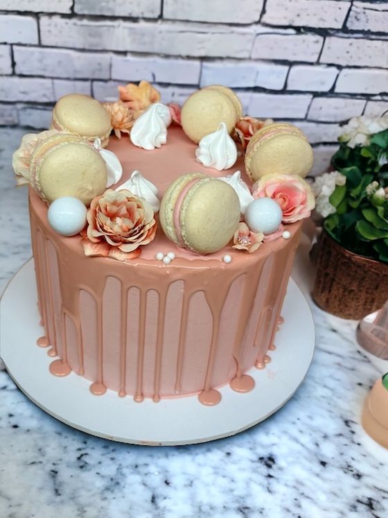 Neska Tortaműhely – design torta (501. kép)