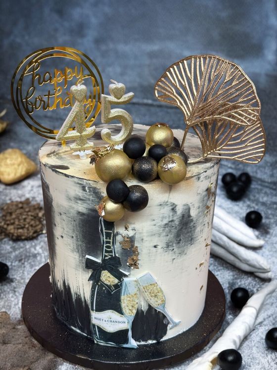 Neska Tortaműhely – design torta (524. kép)