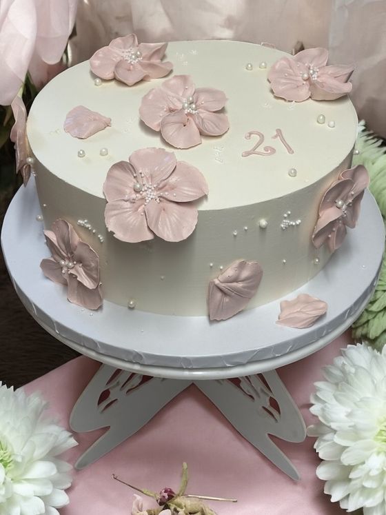 Neska Tortaműhely – design torta (532. kép)