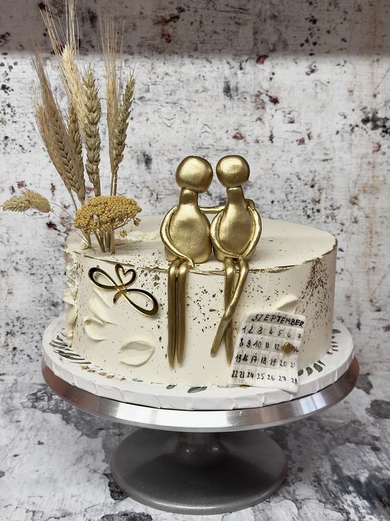 Neska Tortaműhely – esküvői torta (13. kép)