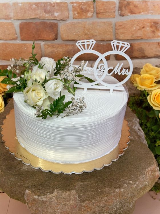 Neska Tortaműhely – esküvői torta (31. kép)