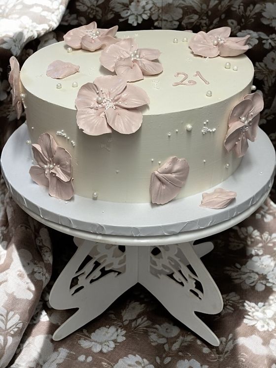 Neska Tortaműhely – esküvői torta (42. kép)
