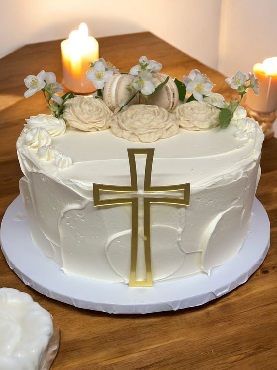 Neska Tortaműhely – keresztelő / bérmálás torta (708. kép)