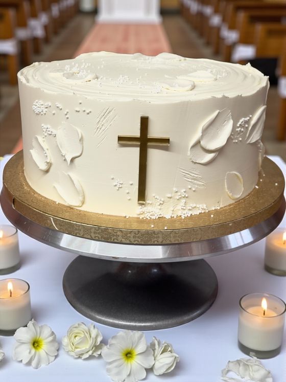 Neska Tortaműhely – keresztelő / bérmálás torta (713. kép)